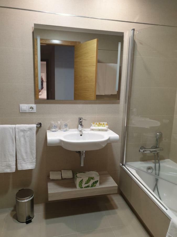 Apartamentos Porta Nova Lugo Dış mekan fotoğraf